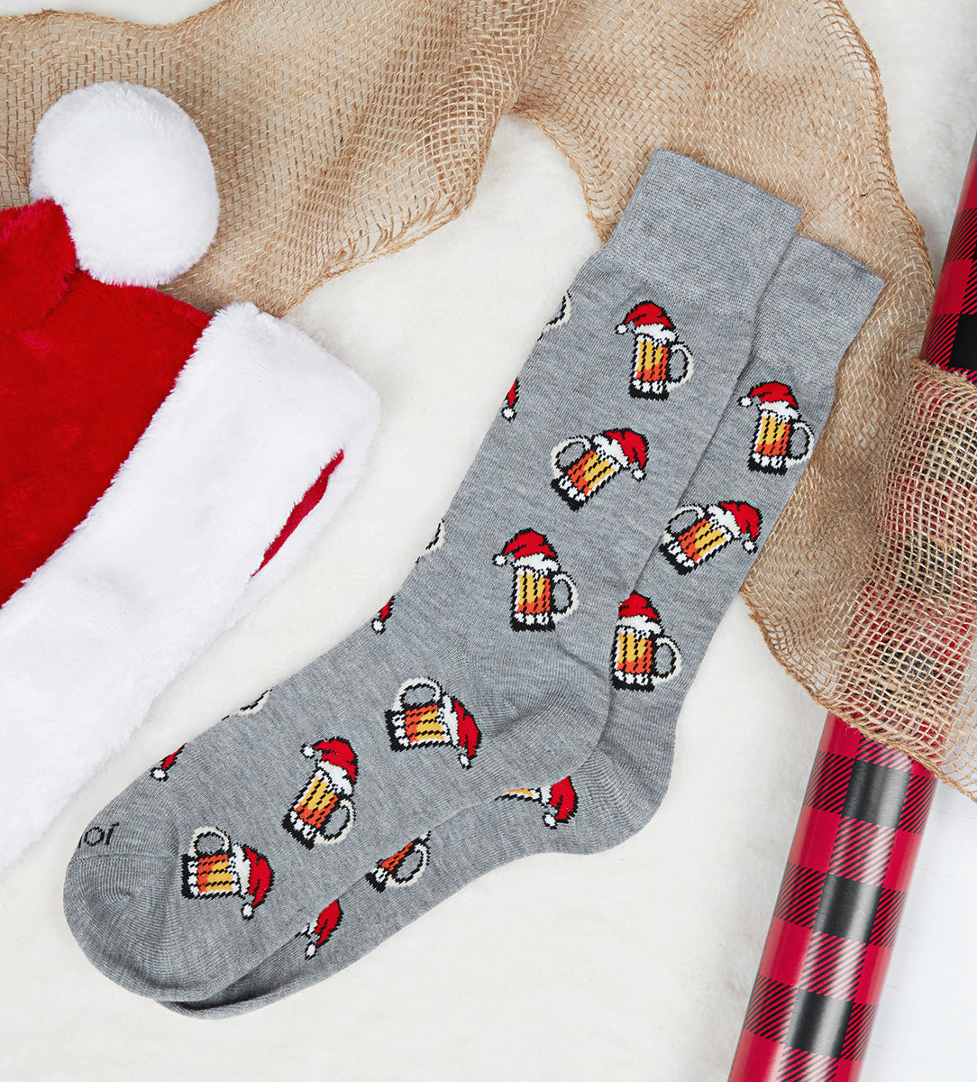 Men's Festive Santa Hat Beer Mug Novelty Crew Socks : Color: Medium Gray Heather