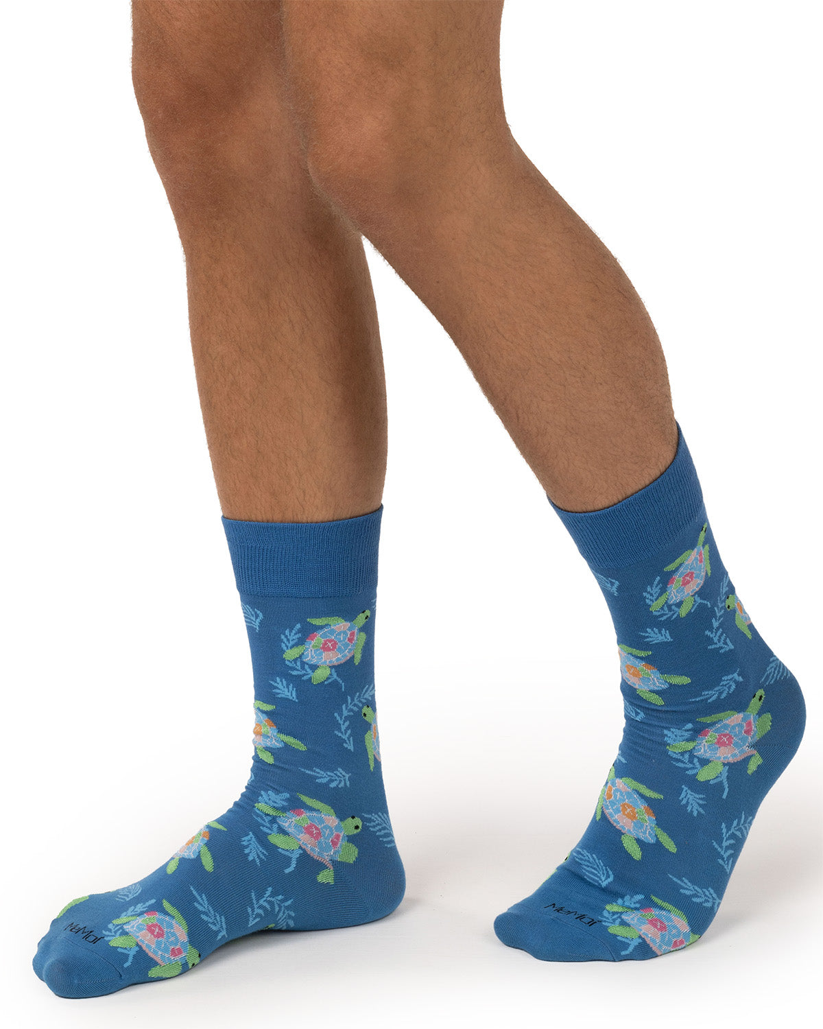 Men's "Rainbow Turtle" Rayon-Blend Fine-Gauge Novelty Crew Sock