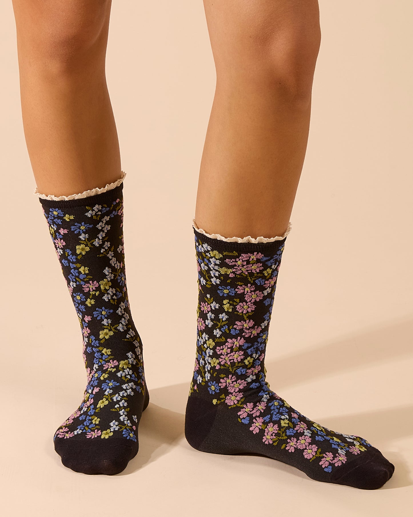 Women's Liberty Floral Lace Cuff Crew Socks