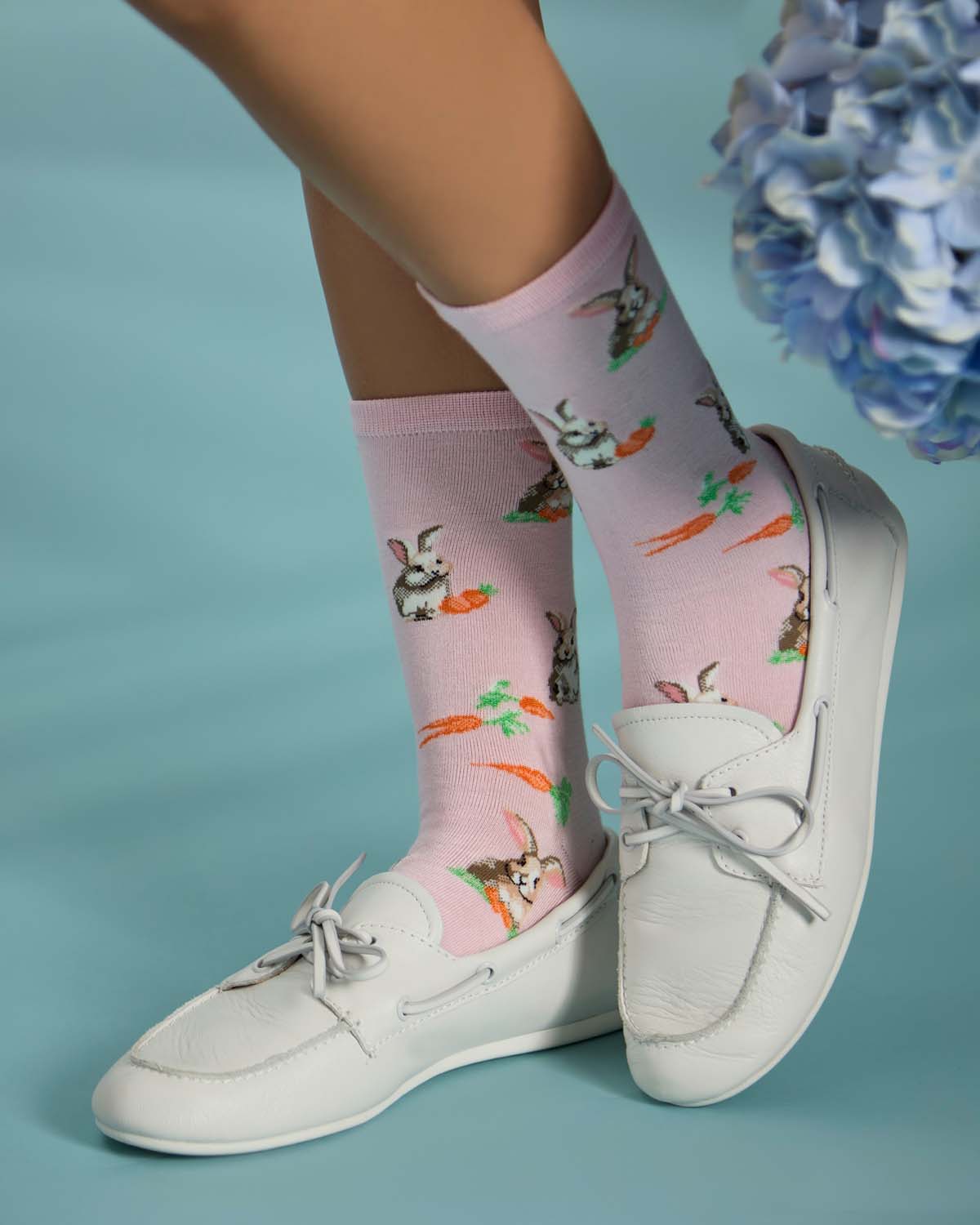 Women's "Bunny & Carrot" Rayon-Blend Novelty Crew Sock