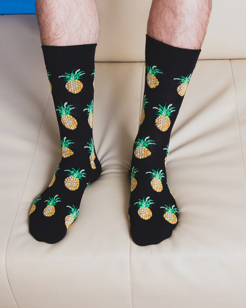 Men's Tasty Pineapples Bamboo Blend Novelty Crew Sock : Color: Black