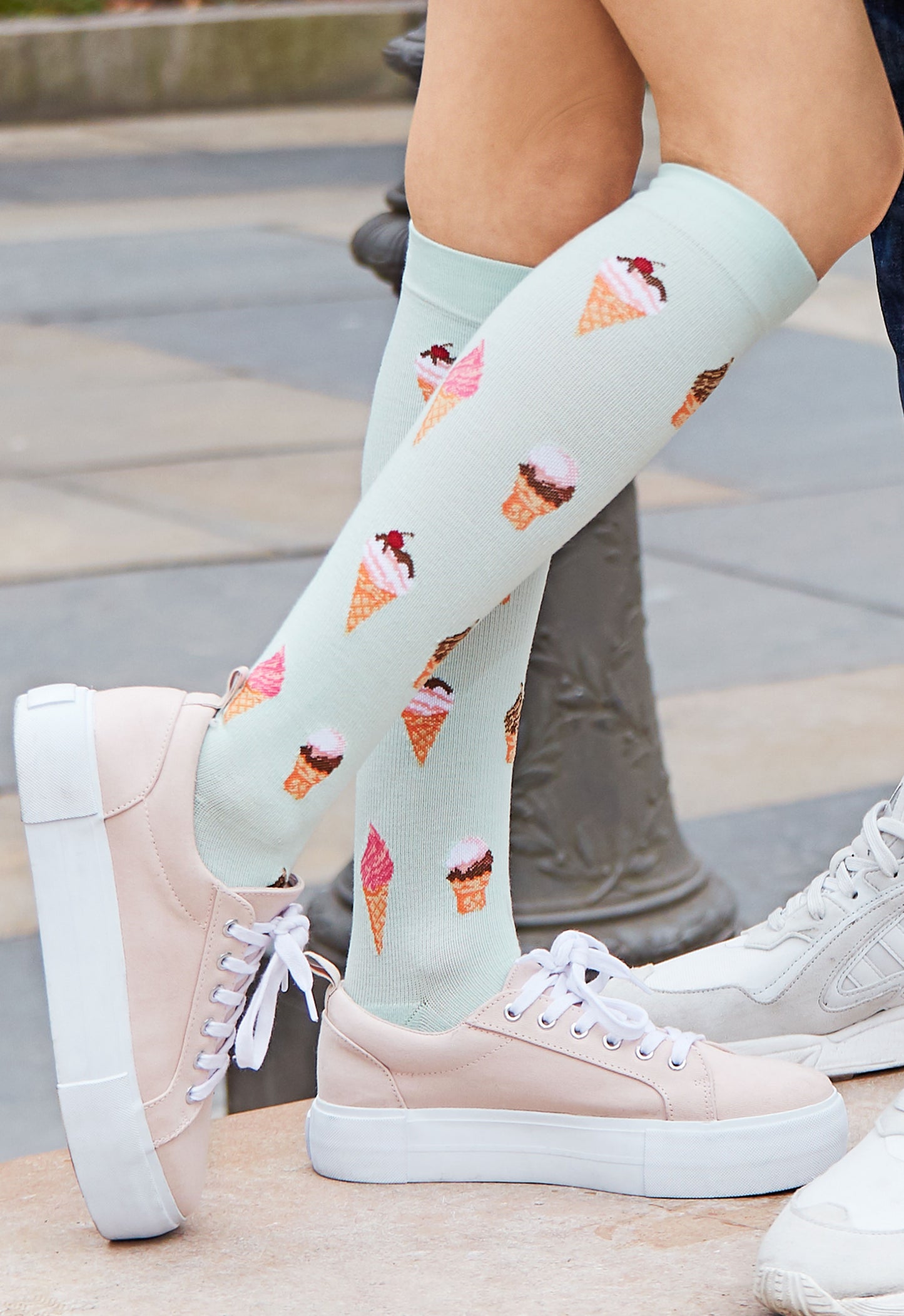 Women's Ice Cream Cones Bamboo Blend 8-15mmHg Graduated Compression Socks : Color: Mint