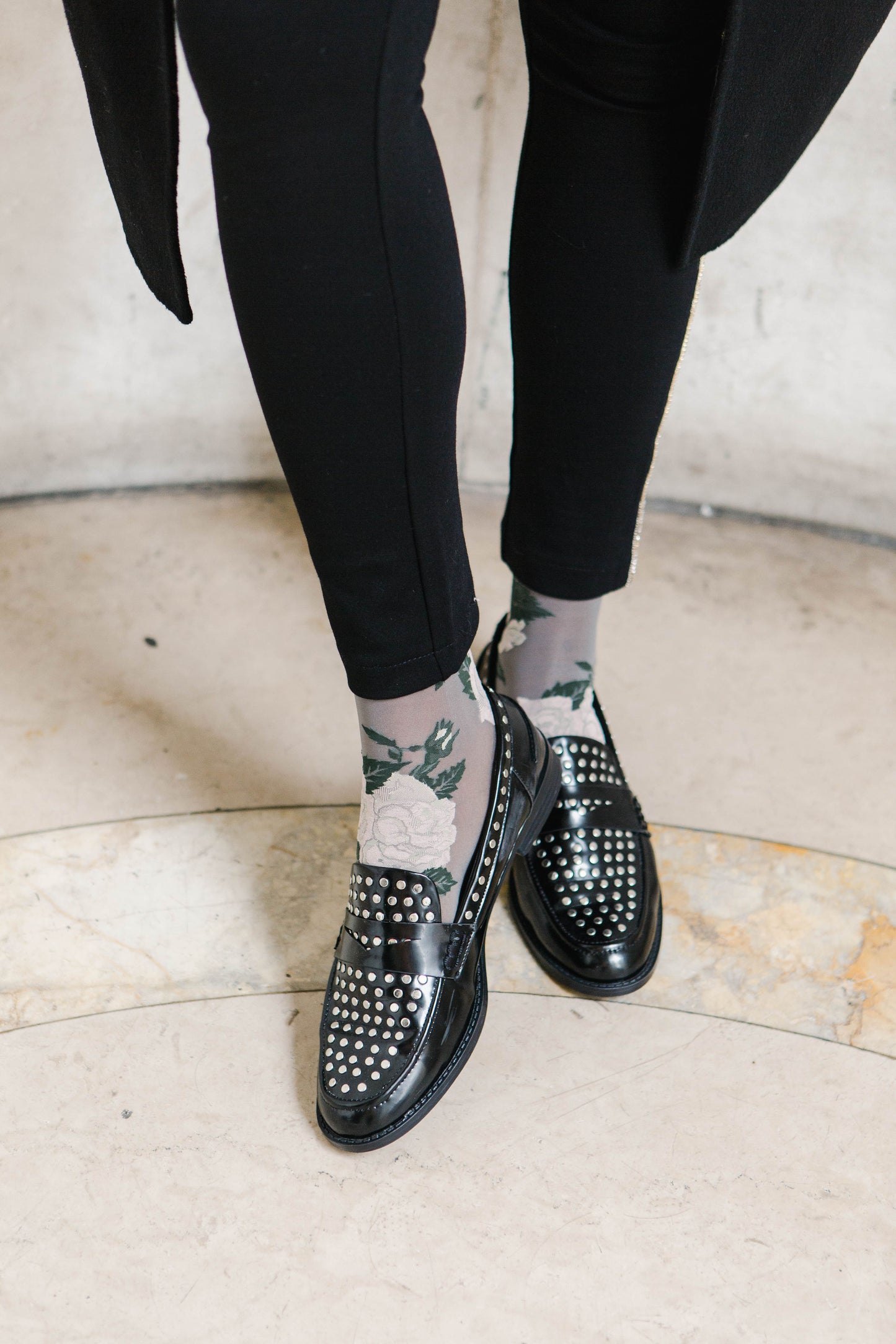 Beauty Rose Garden Sheer See-Through Ankle Socks : Color: Alloy