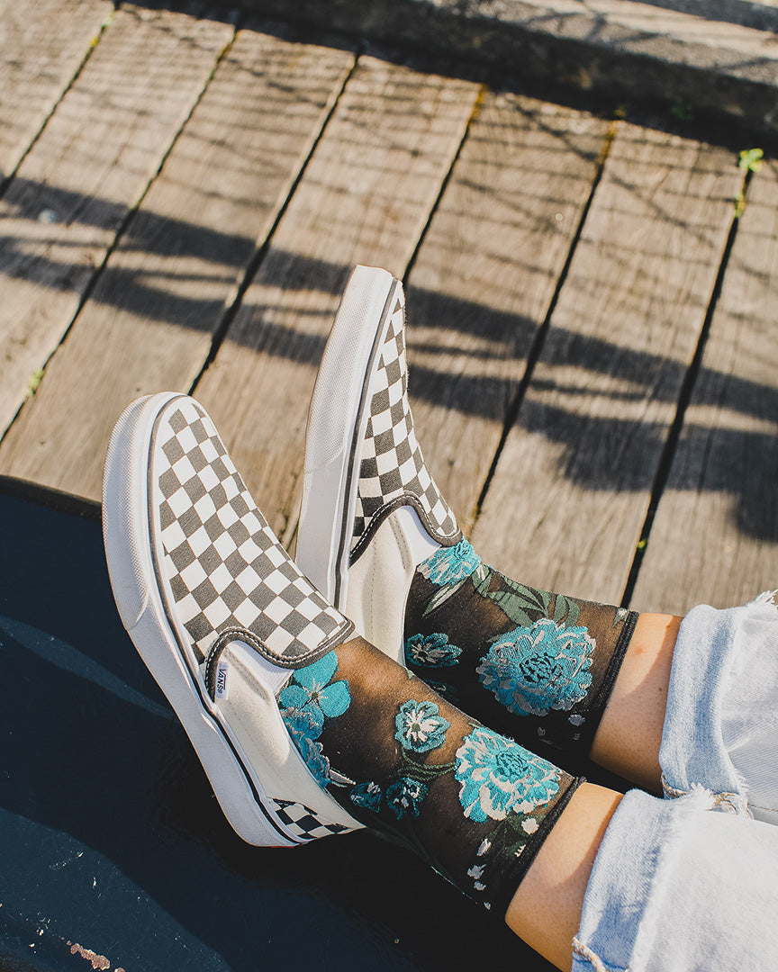 Botanic Bunches Sheer See-Through Anklet Socks : Color: Black