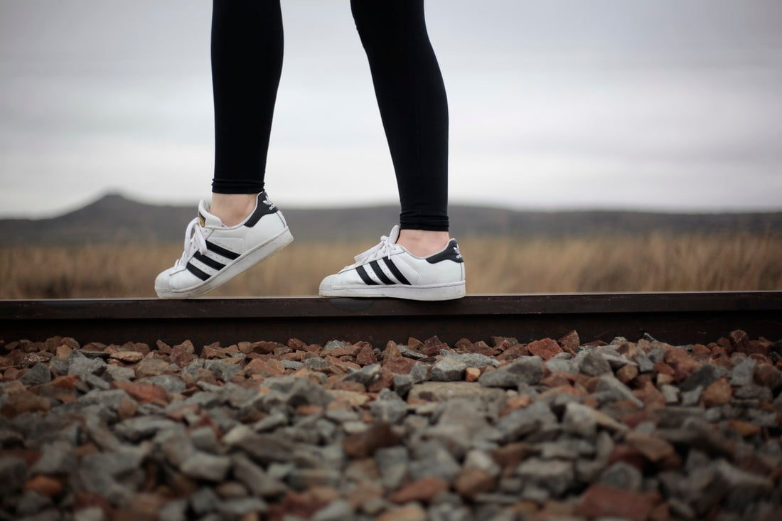 The Lazy Girl's Guide: MeMoi Leggings for Easy Outfits