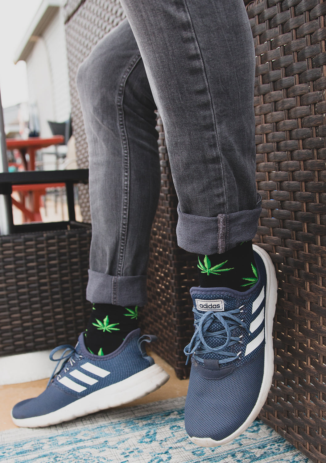 Men's Me and Mary Jane Bamboo Blend Novelty Crew Sock : Color: Black