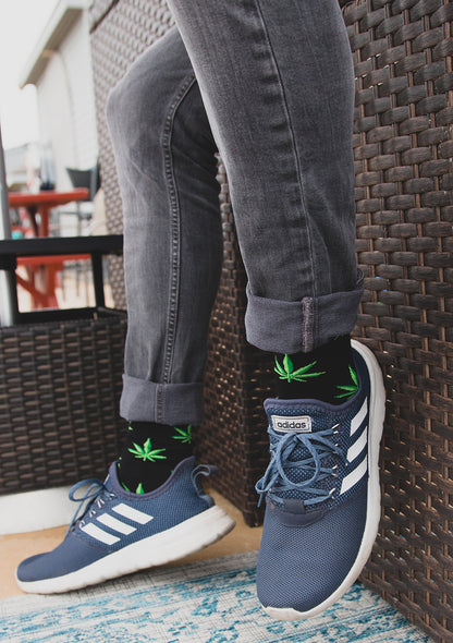 Men's Me and Mary Jane Bamboo Blend Novelty Crew Sock : Color: Black