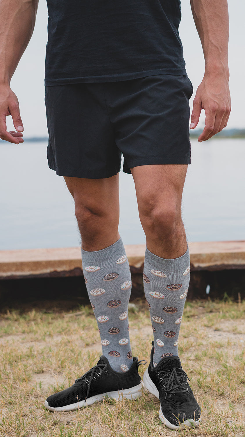 Men's Donuts Bamboo Blend 8-15mmHg Graduated Compression Socks : Color: Medium Gray Heather