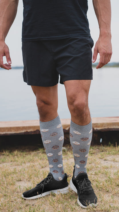 Men's Donuts Bamboo Blend 8-15mmHg Graduated Compression Socks : Color: Medium Gray Heather