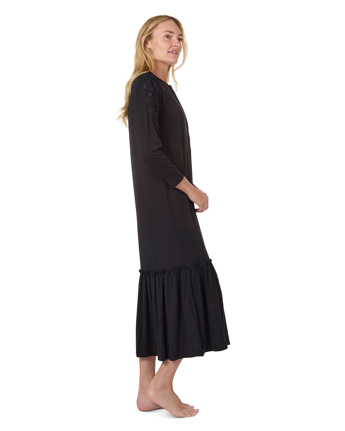 Women's Ruffle Hem Gown : Color: Black