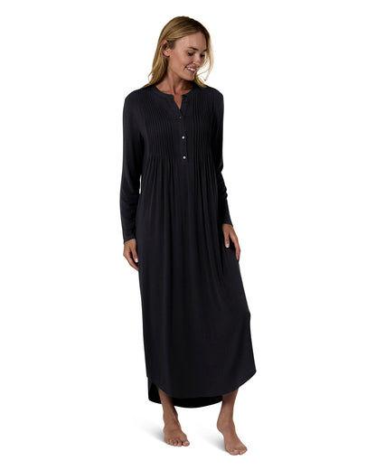 Women's Pintuck Night Gown : Color: Black