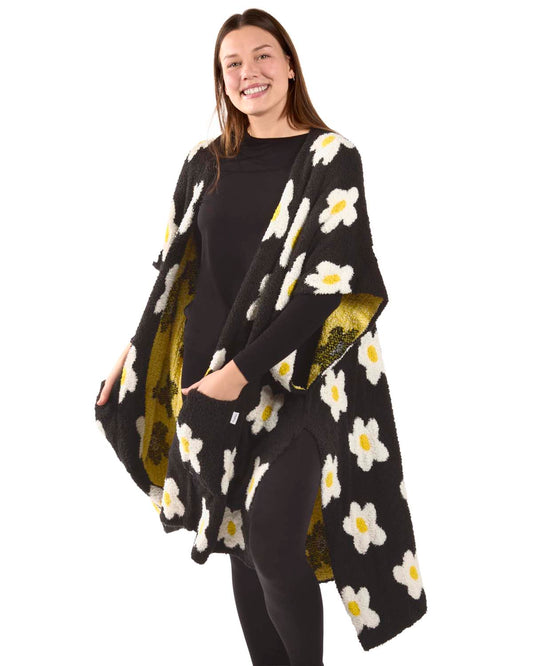 Women's Plush Daisy-Themed Ruana Wearable Throw with Kimono Sleeves