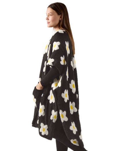 Women's Plush Daisy-Themed Ruana Wearable Throw with Kimono Sleeves