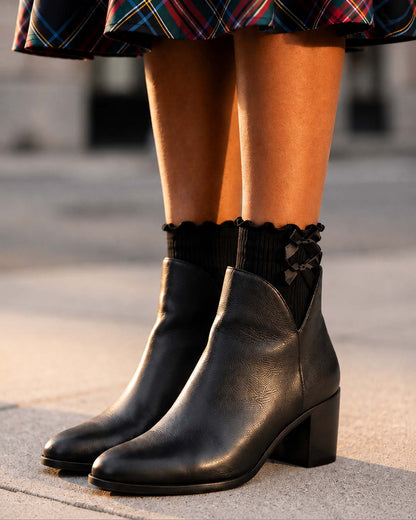 Women's Cotton-Rich Lettuce-Edge Bow-Trimmed Ankle Sock