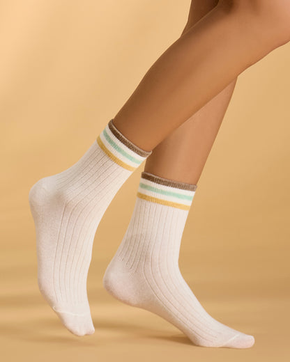 Women's Cotton-Rich Sporty Ankle Sock with 3 Thin Varsity Stripes