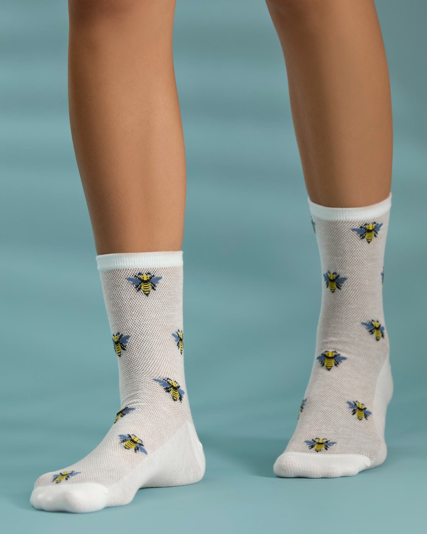 Women's Bee-Themed Mesh Cotton-Rich Novelty Crew Sock