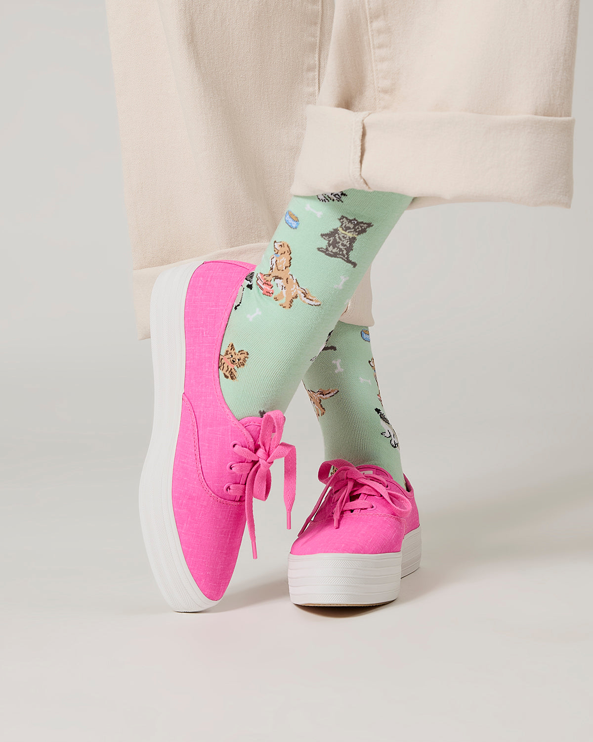 Women's Dogs Rayon From Bamboo Crew Socks : Color: Mint