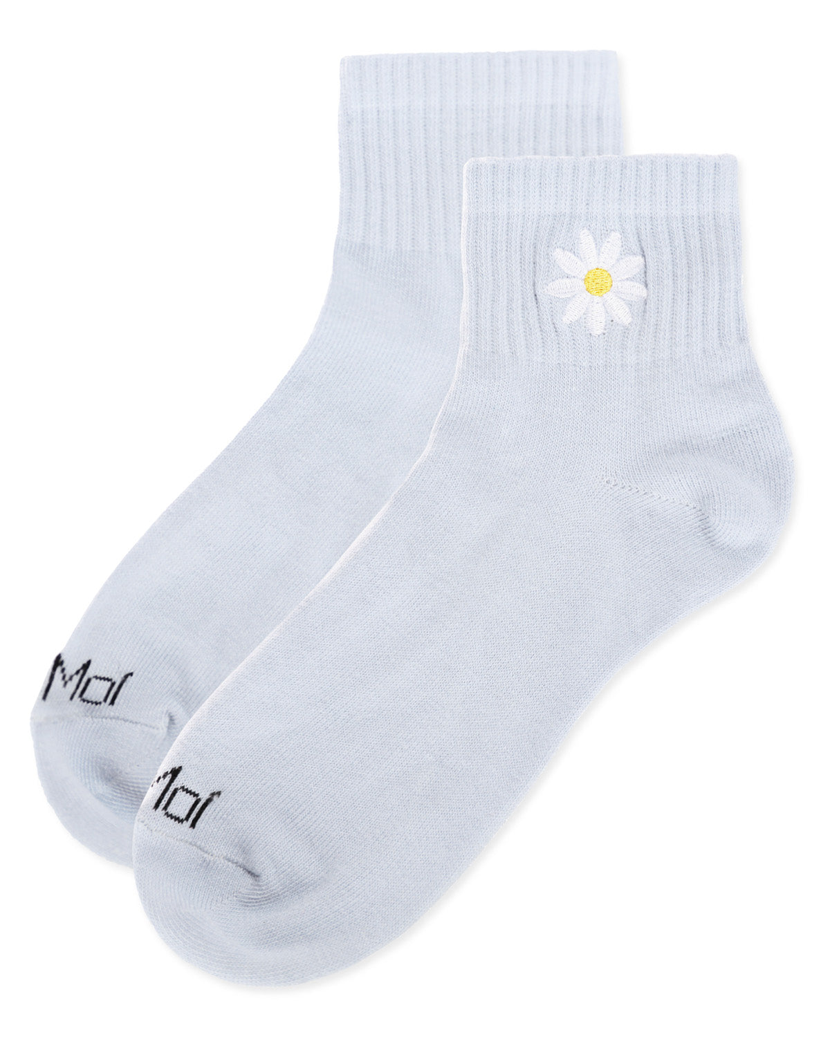 Women's Daisy Embroidery Athletic Quarter Socks : Color: Periwinkle