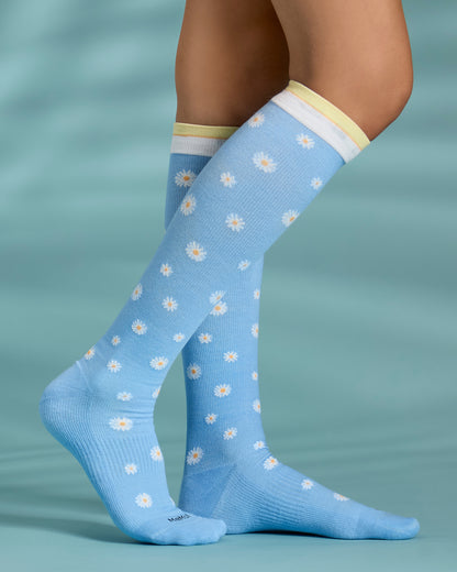 Daisies Cotton Blend 15-20 mmHg Graduated Compression Socks