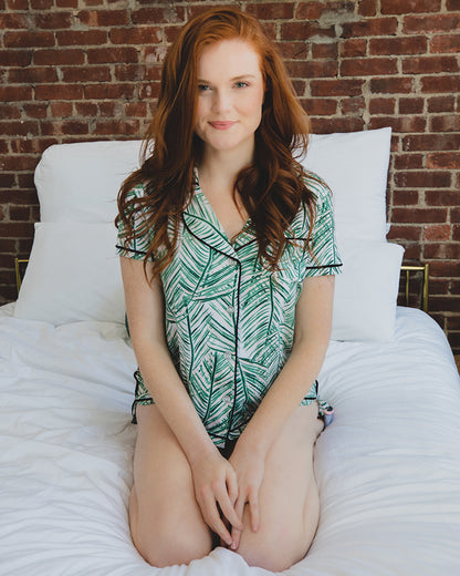 Women's Palm Play Notch Collar Cotton Blend Pajama Set : Color: Green