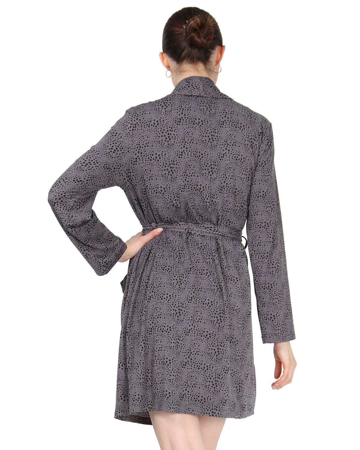Women's Shawl Collar Long Sleeve Robe with Front Pockets : Color: Animal Print
