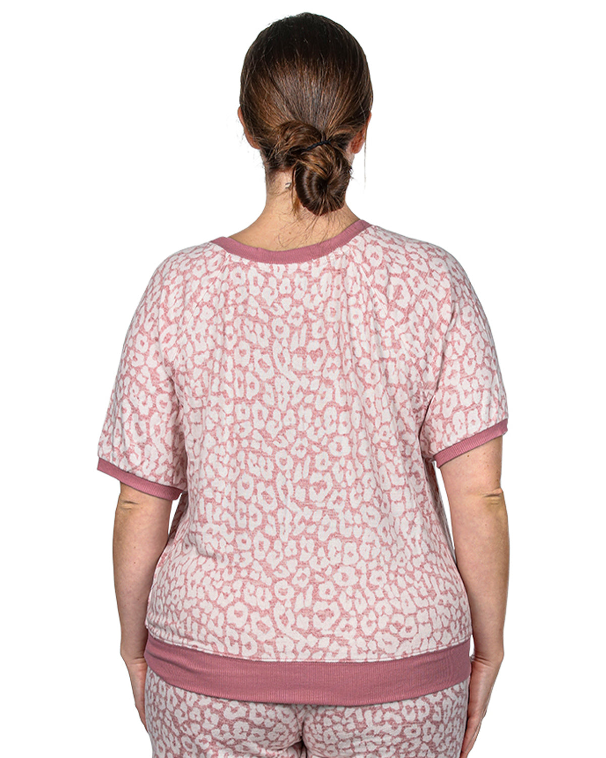Women's Pink Leopard Print Short Sleeve Sweatshirt : Color: Pink