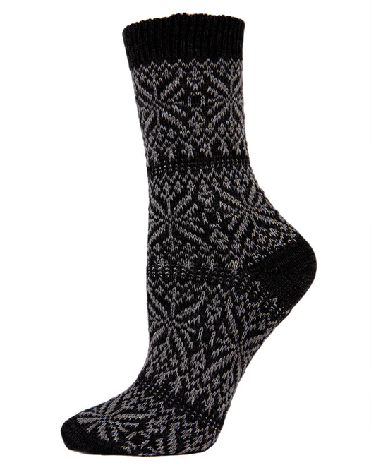 Women's Traditional Cozy Snowflake Crew Socks : Color: Black