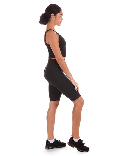 Smoothing High-Waisted Scrunch Butt Shorts : Color: Black