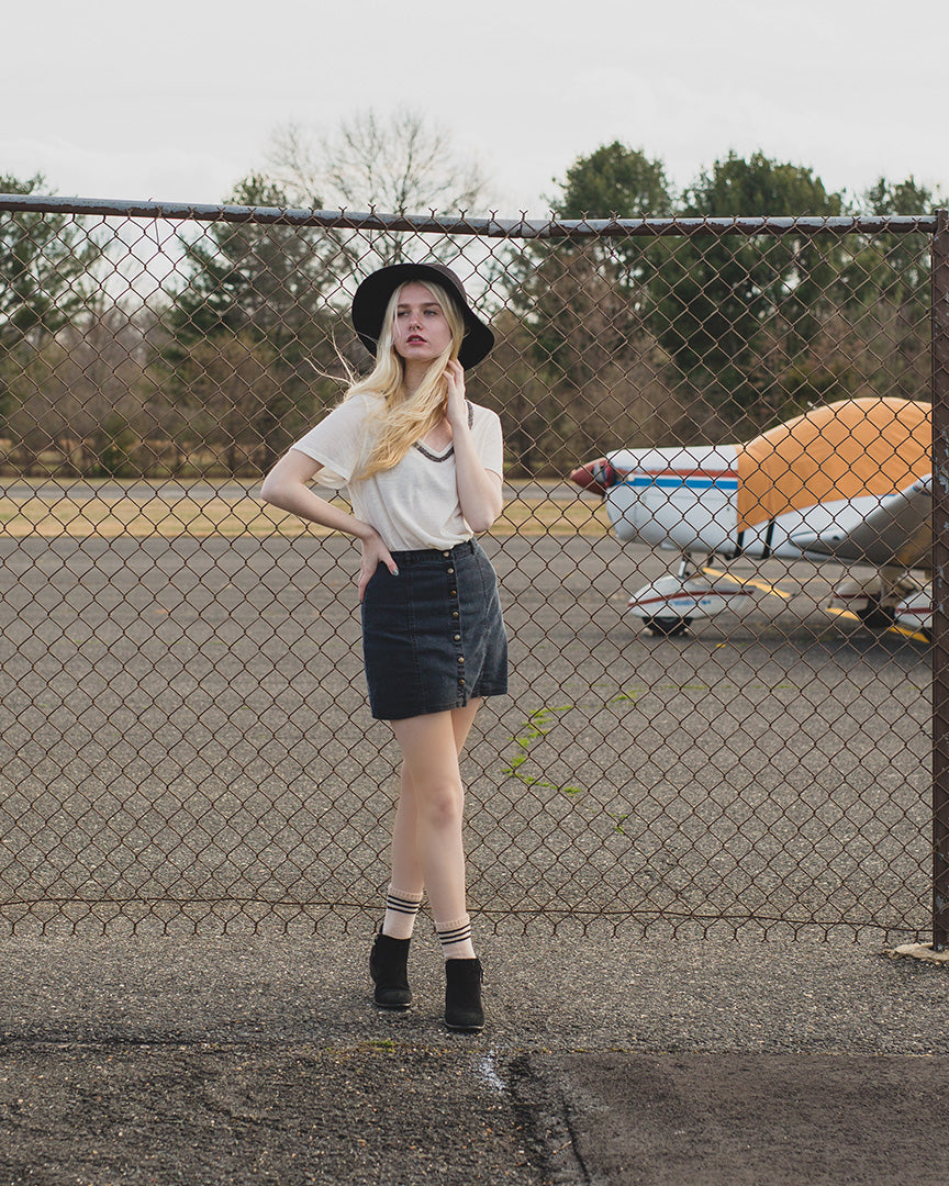 Women's Striped Cuff Heavy Sweater Knit Crew Socks : Color: Oatmeal