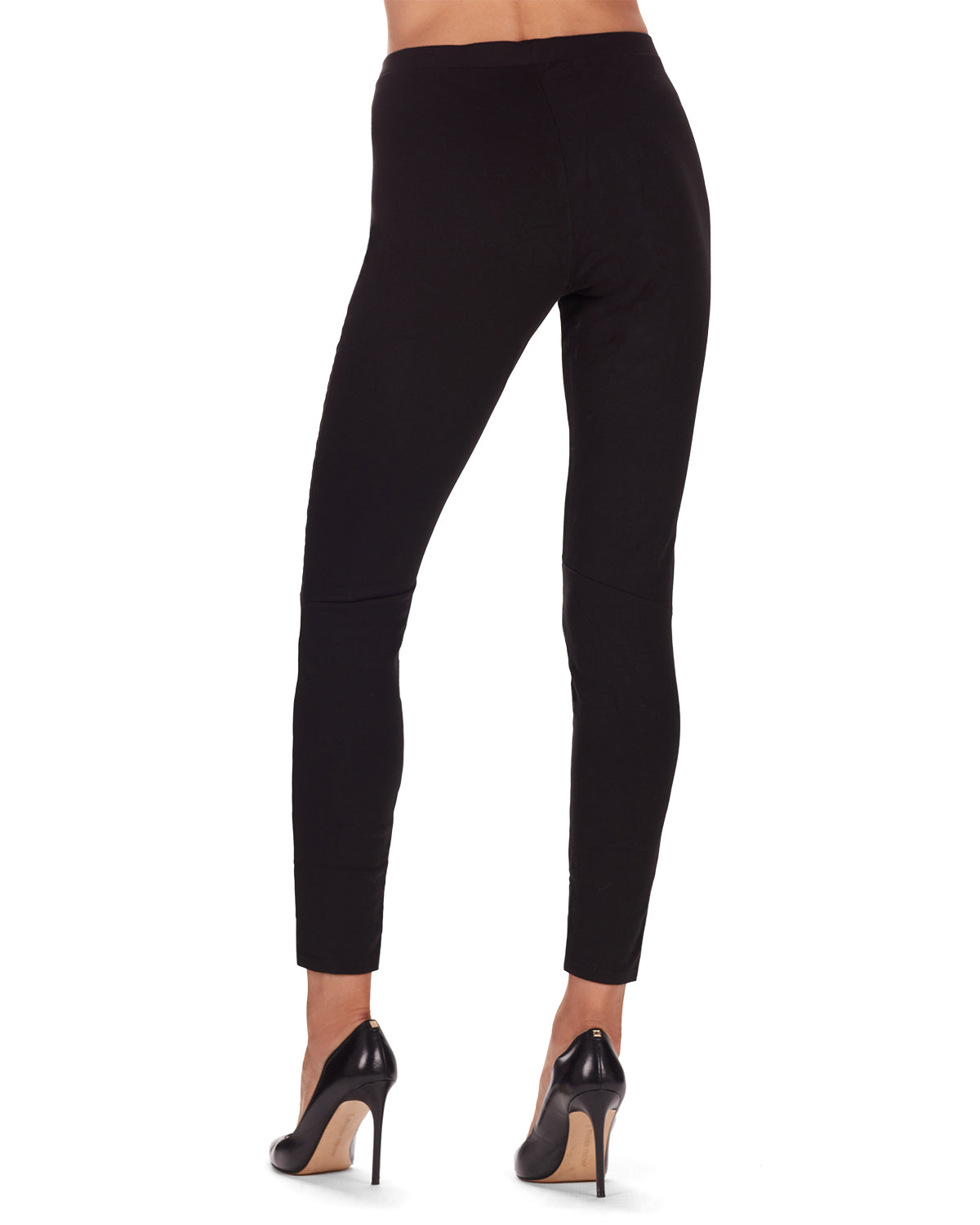 Koldre Quilted Diamond Leggings : Color: Black
