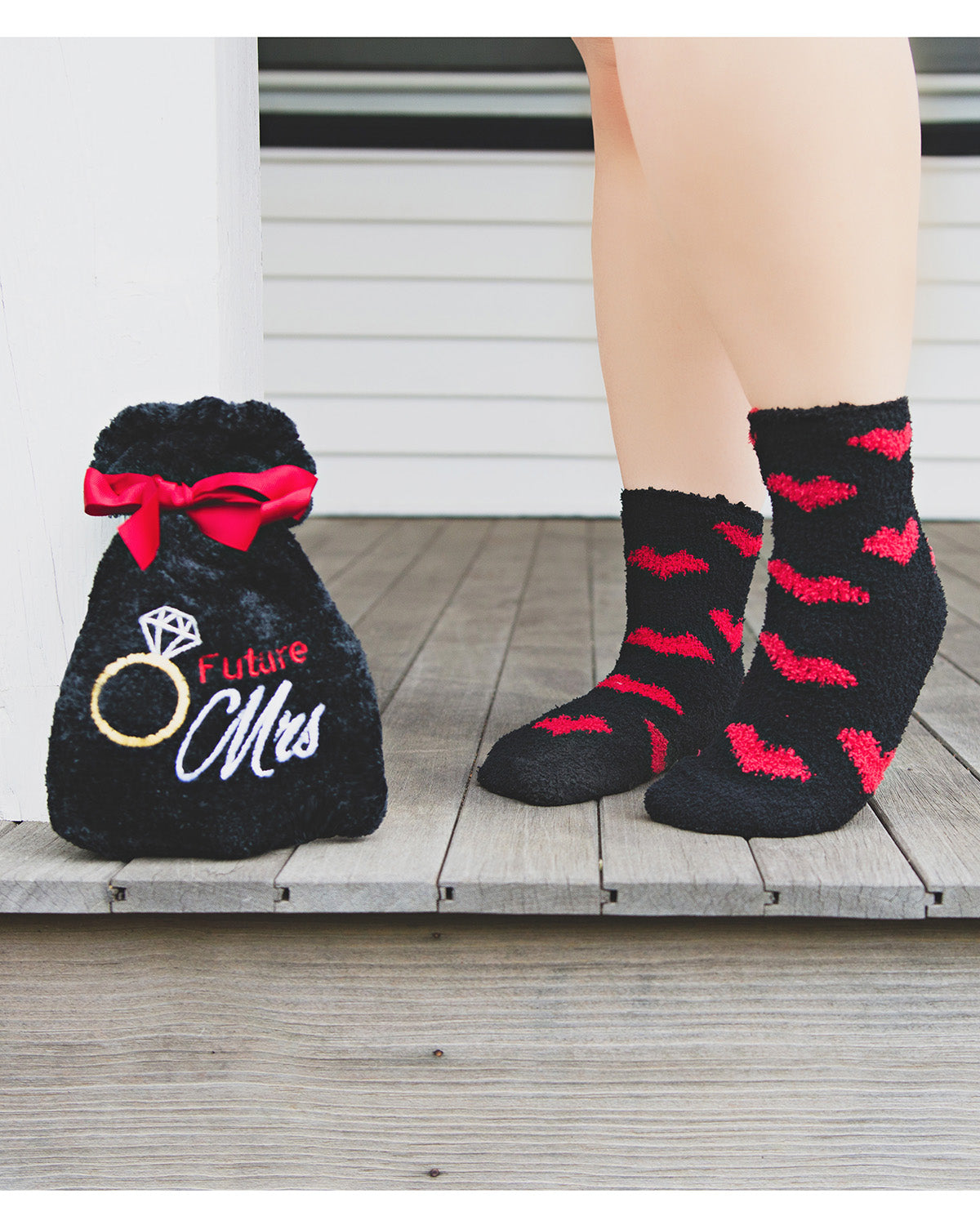 Future Mrs. Cozy Socks & Gift Bag Set : Color: Black