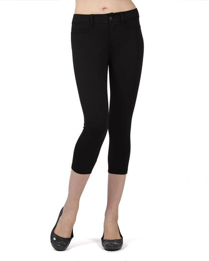 Light Ponte Cotton Blend Capri Leggings : Color: Black