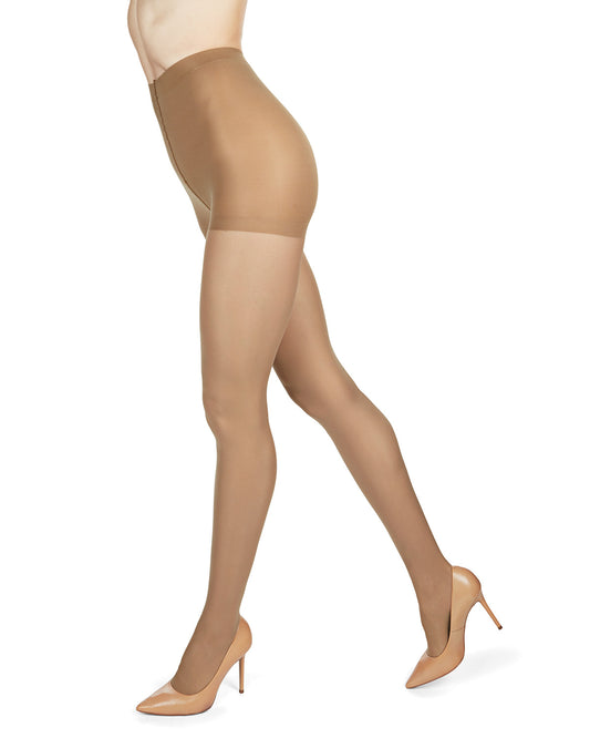 Light Support Opaque 30 Denier Pantyhose : Color: Bambi