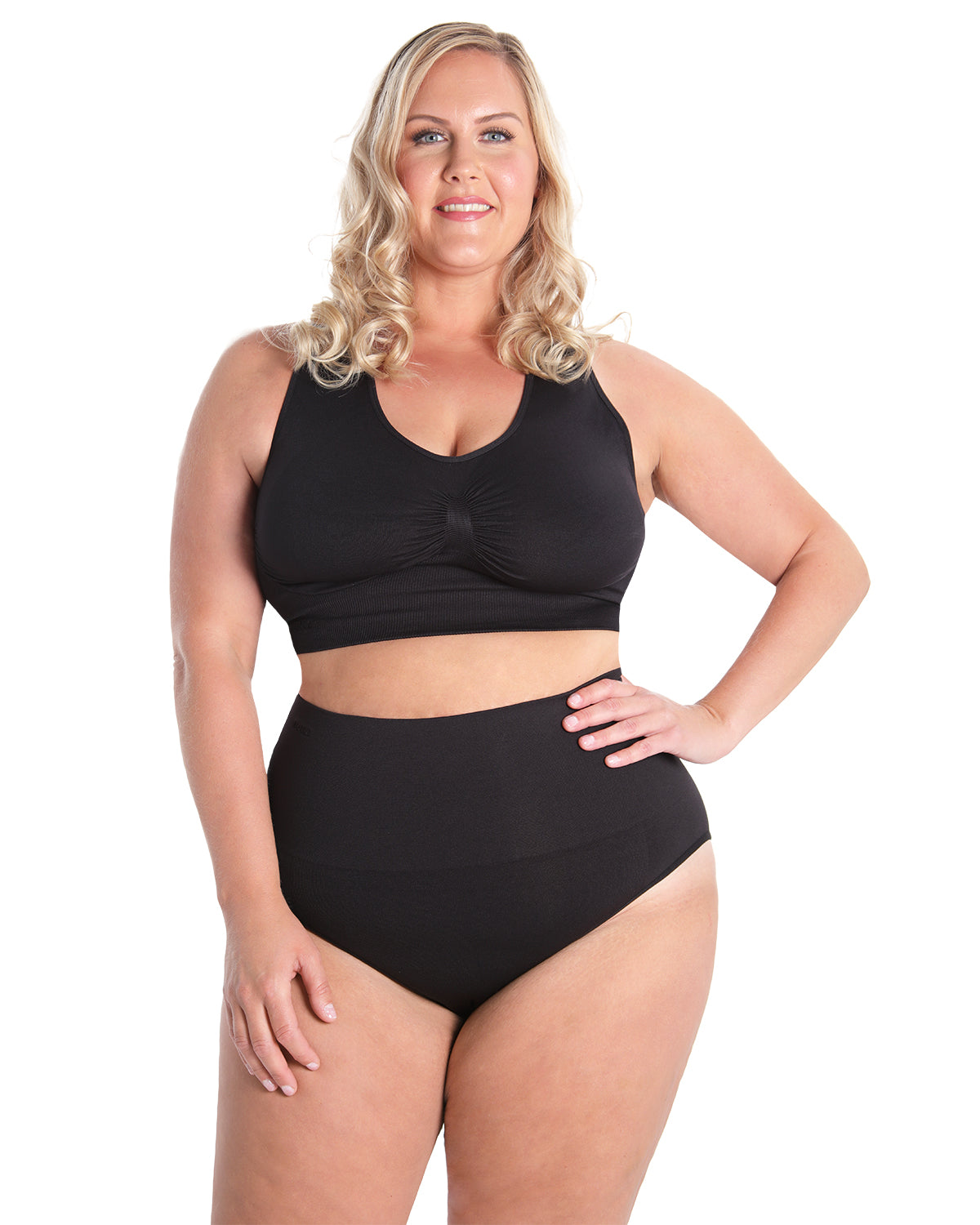 Lleva Seamless Shaping Racerback Sports Bra : Color: Black