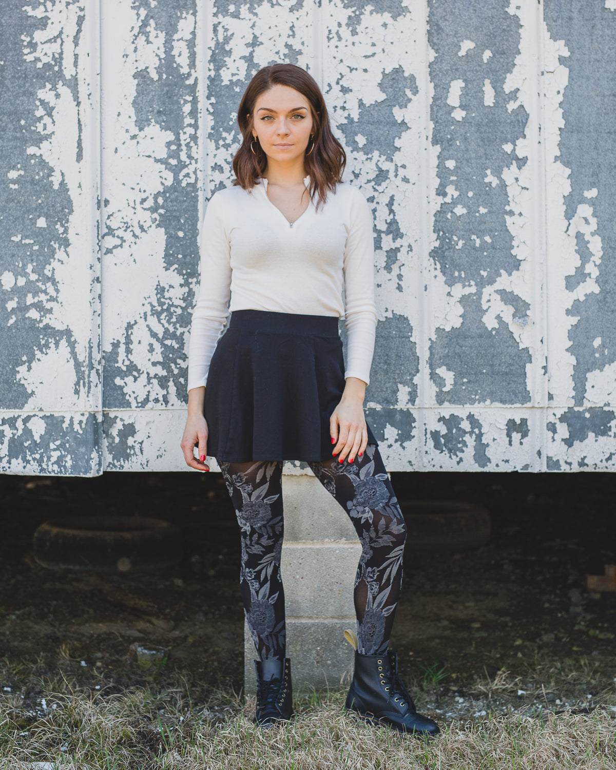 Fields of Flowers Opaque Tights : Color: Black