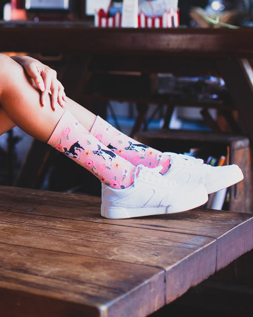 French Bulldog and Roses Bamboo Blend Crew Novelty Socks : Color: Mellow Rose