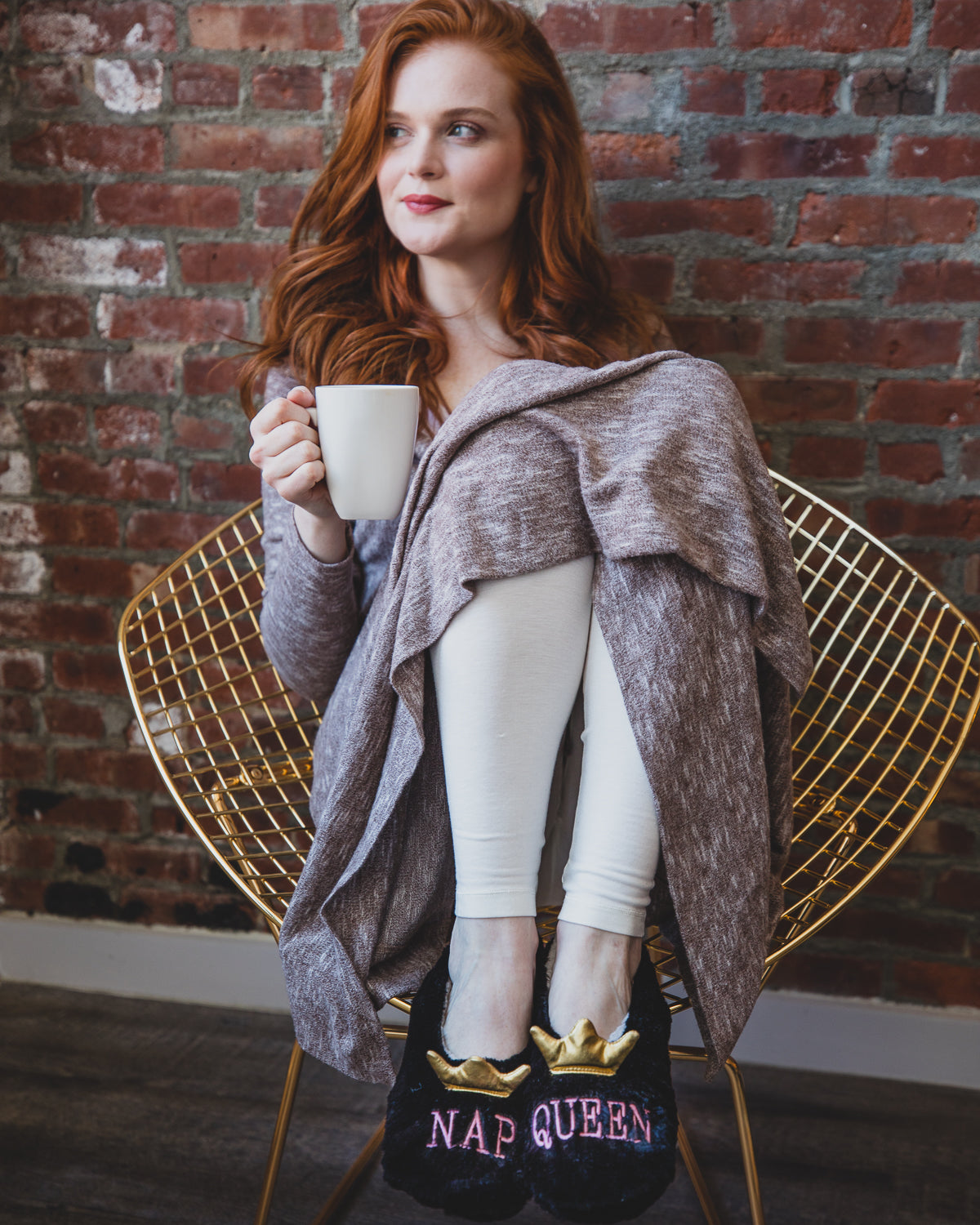 Women's Nap Queen Sherpa Lined Slippers : Color: Black