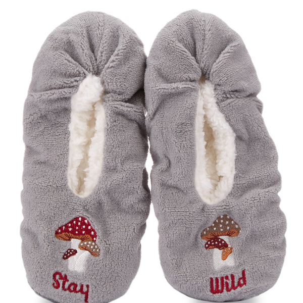Comfy Graphic Embroidered Fuzzy Slipper-JCL4204 (3 pairs) - HANA WHOLESALE